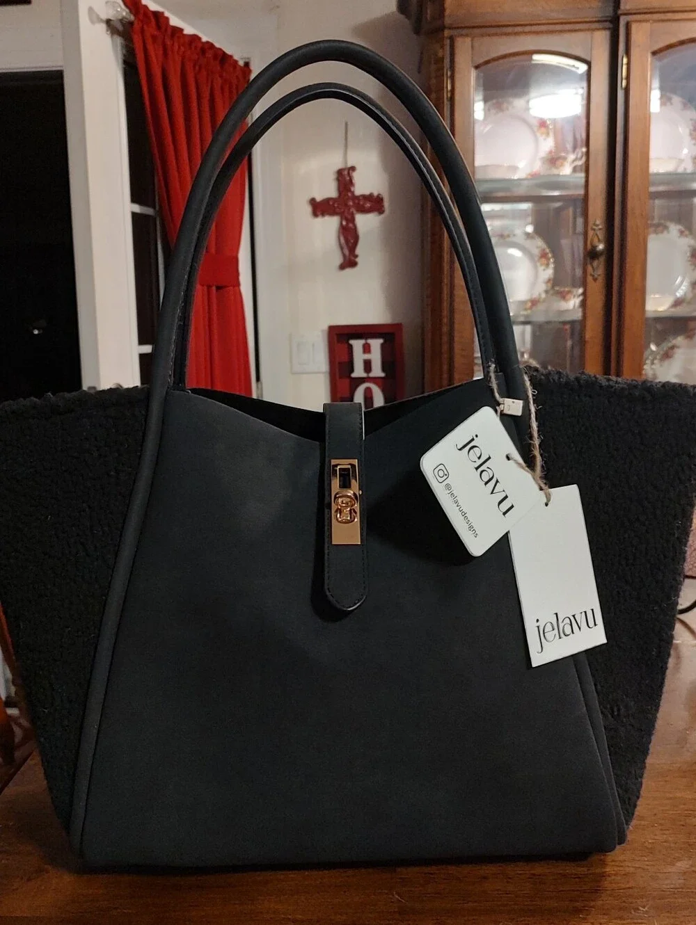 Jelavu Black Structured Tote with Gold Accent